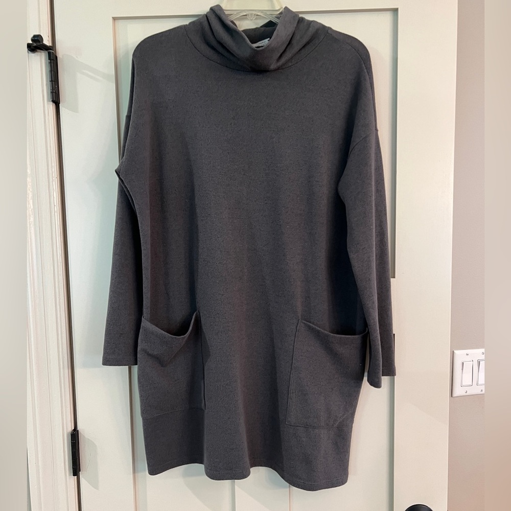 C’est Moi Clothing Co. Gray Sweater Dress